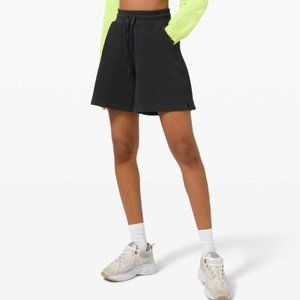 Lululemon sz 10 All Yours High Rise Short